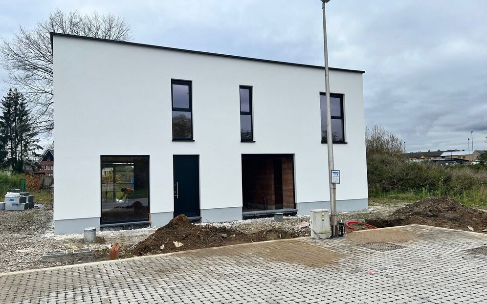 House for sale in Maasmechelen