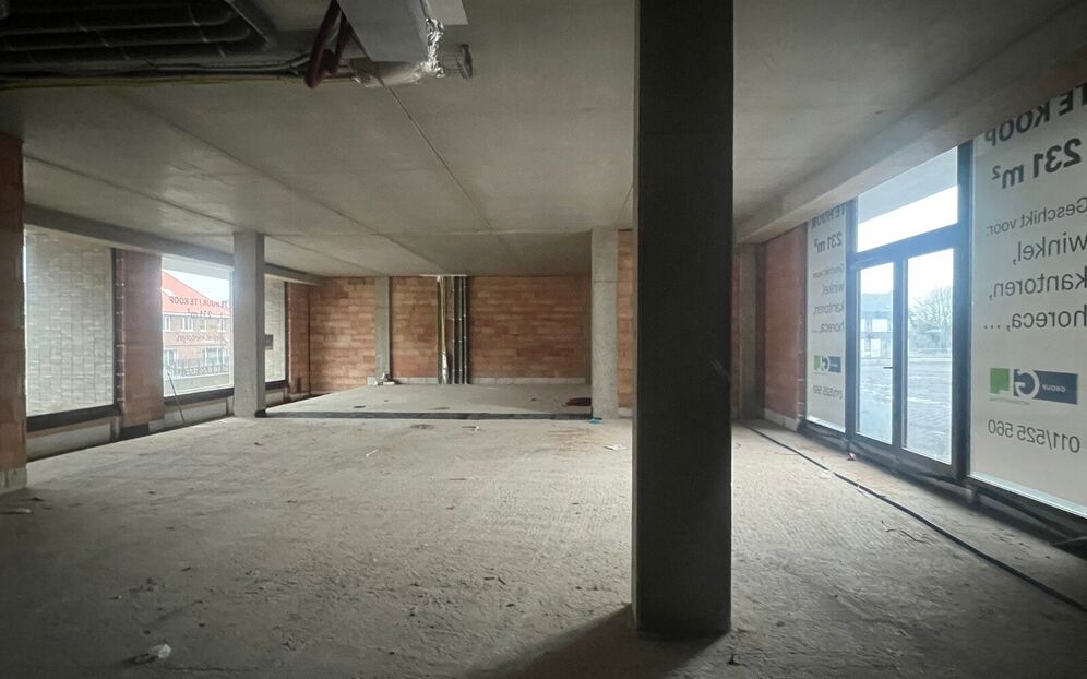 Individual shop for rent in As