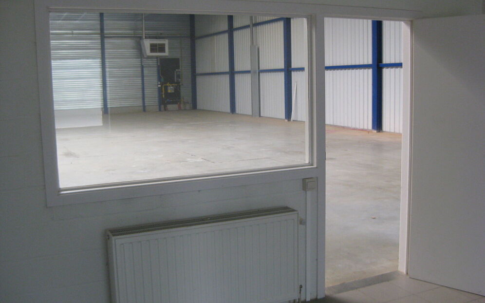 Offices & warehouse for rent in Houthalen-Helchteren