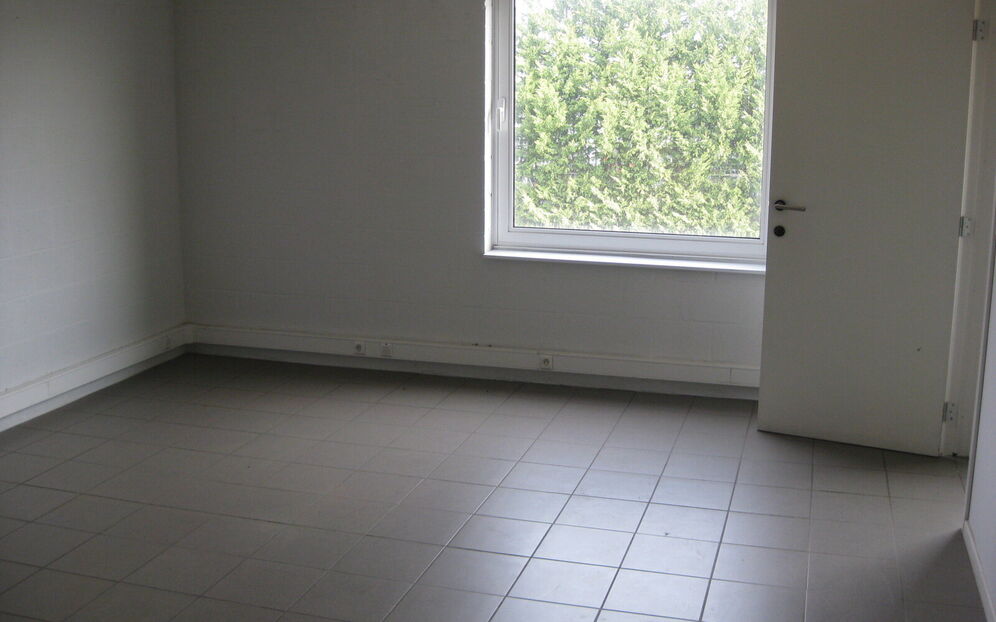 Offices & warehouse for rent in Houthalen-Helchteren