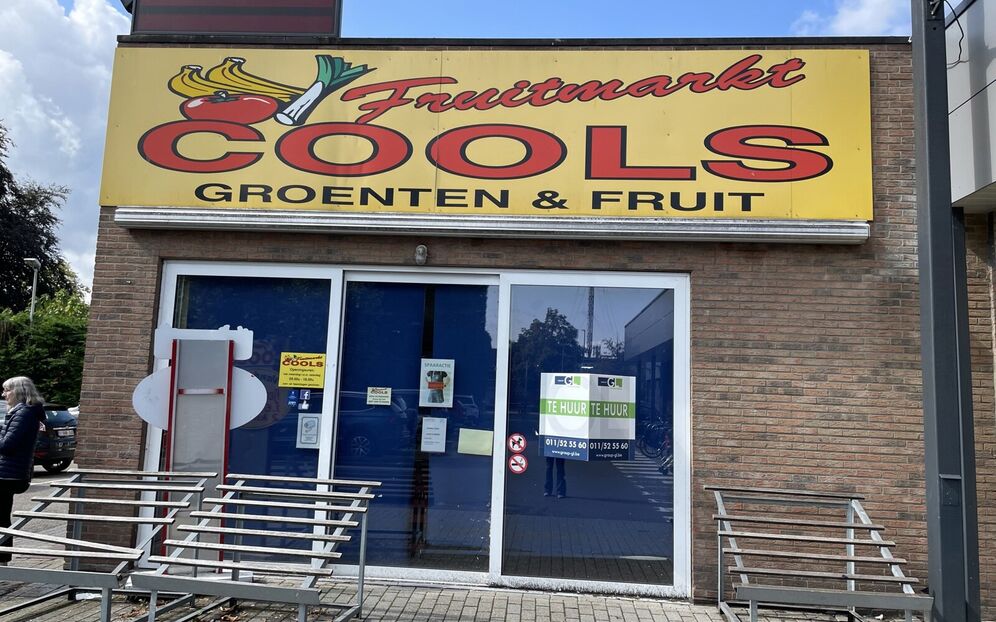 Shopping center for rent in Brasschaat