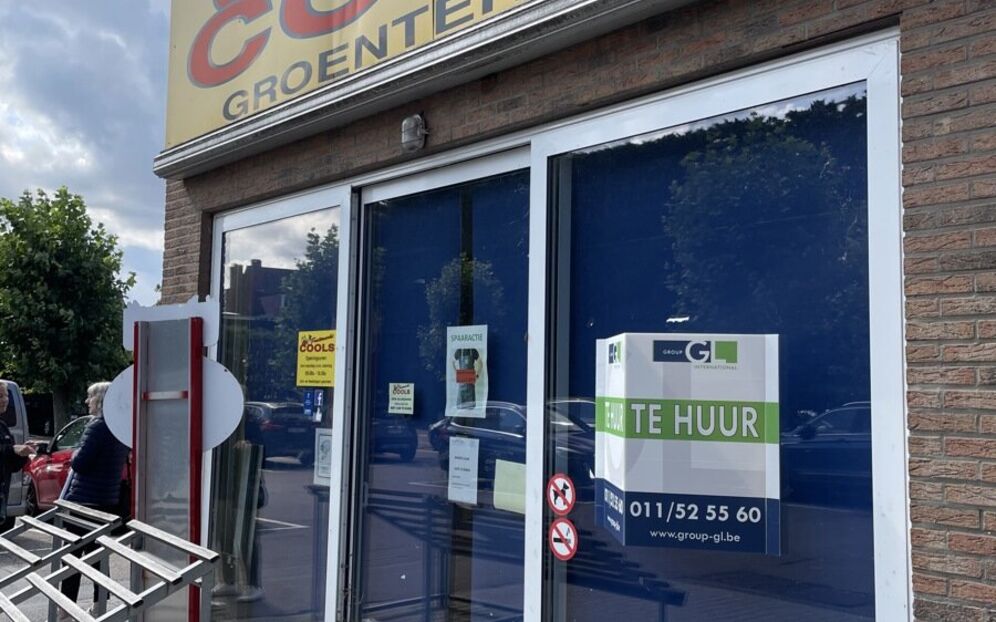 Shopping center for rent in Brasschaat