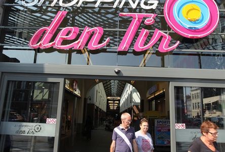Shopping center for rent in Antwerpen