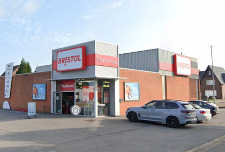 Street shop for rent in Oudsbergen